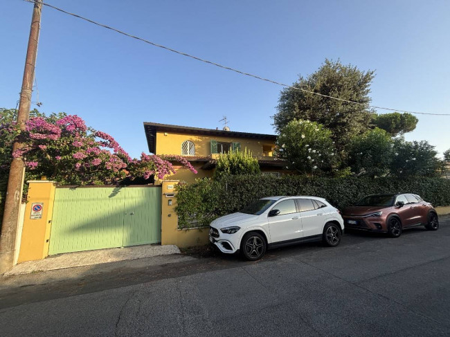 Villa in vendita a Pietrasanta