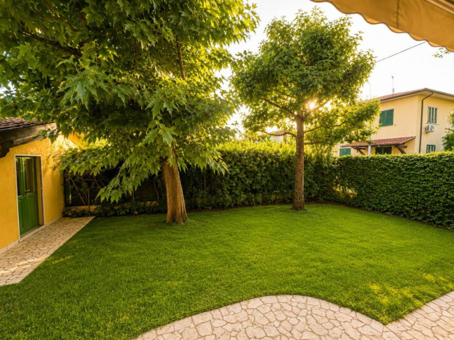 Villa in vendita a Pietrasanta