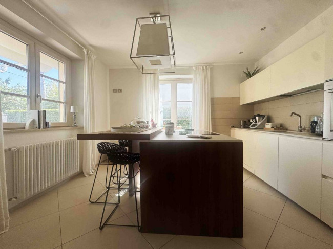 Casa singola in vendita a Pietrasanta
