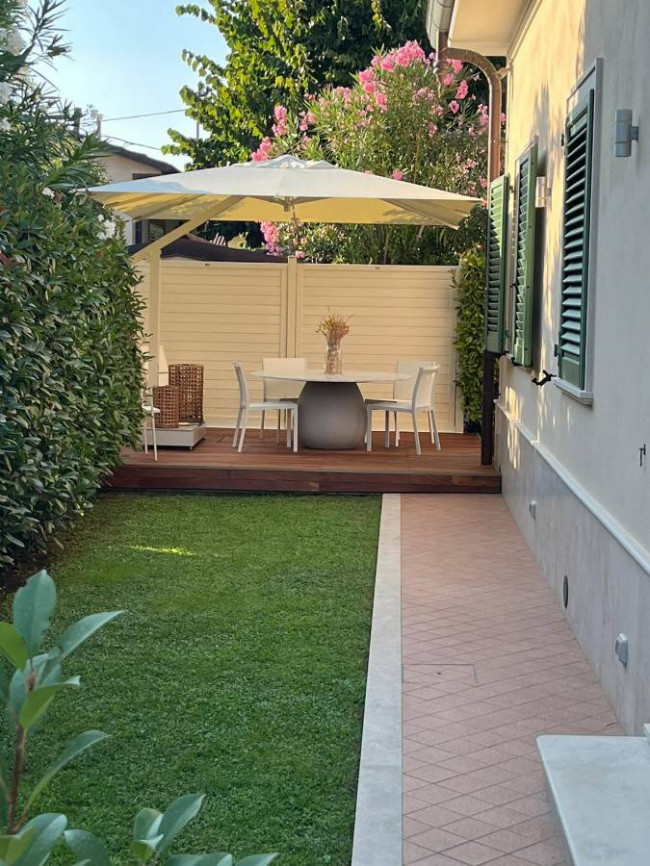 Casa singola in vendita a Pietrasanta