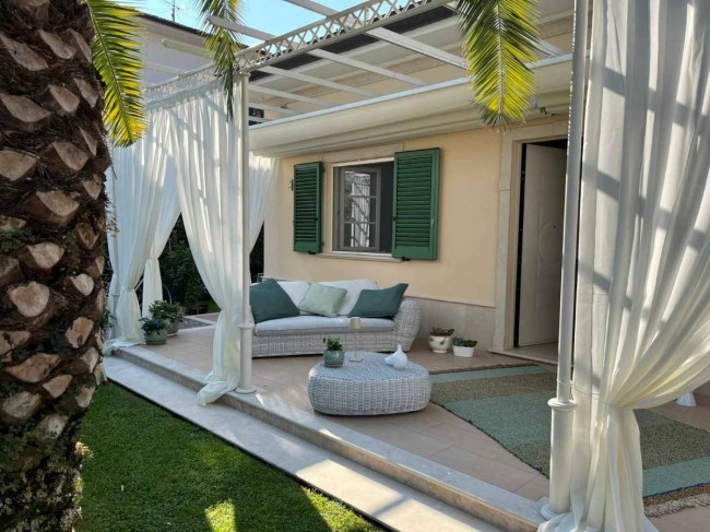 Casa singola in vendita a Pietrasanta