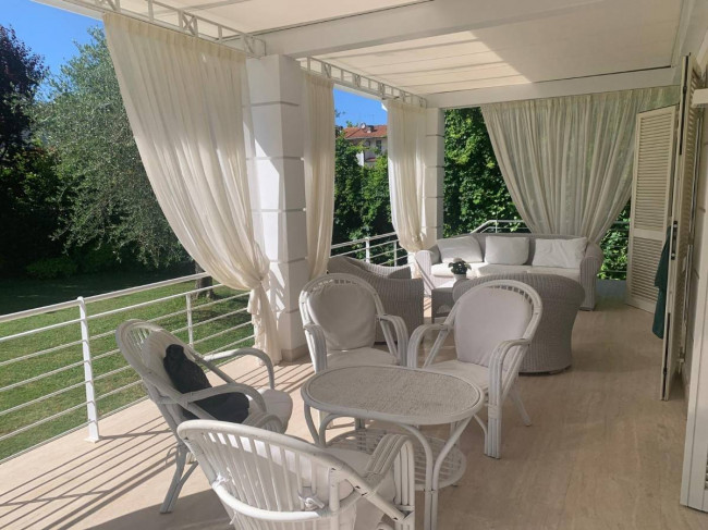 Casa singola in vendita a Forte dei Marmi