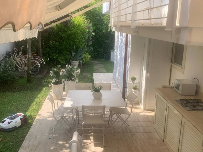 Casa singola in vendita a Forte dei Marmi