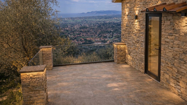 Rustico in vendita a Pietrasanta