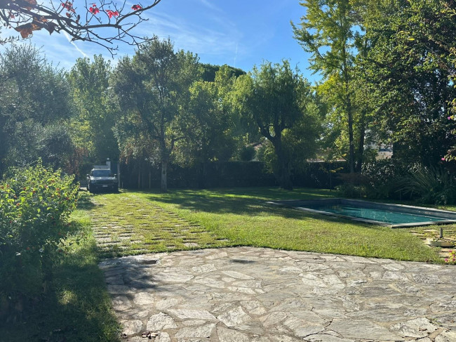 Villa in vendita a Forte dei Marmi