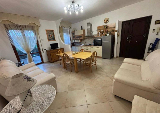 Appartamento in vendita a Massa