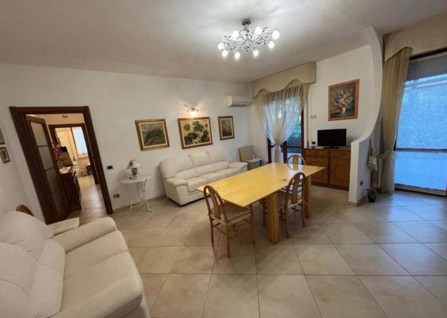 Appartamento in vendita a Massa