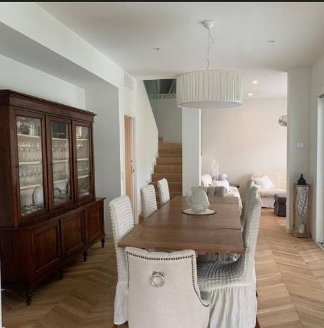 Villa Bifamiliare in vendita a Forte dei Marmi