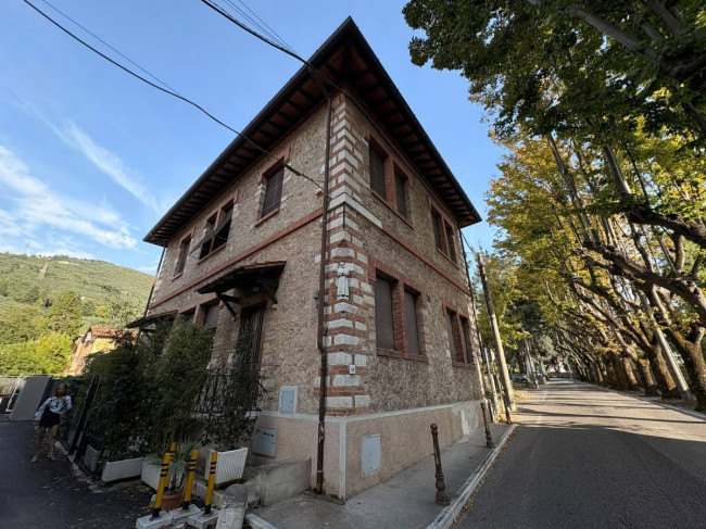 Casa singola in vendita a Pietrasanta