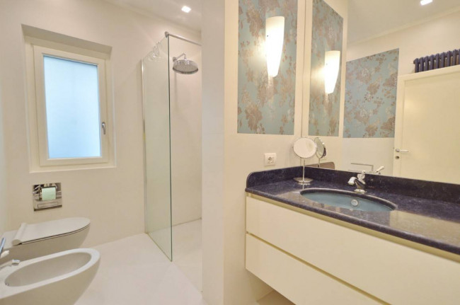 Porzione di Casa in vendita a Forte dei Marmi