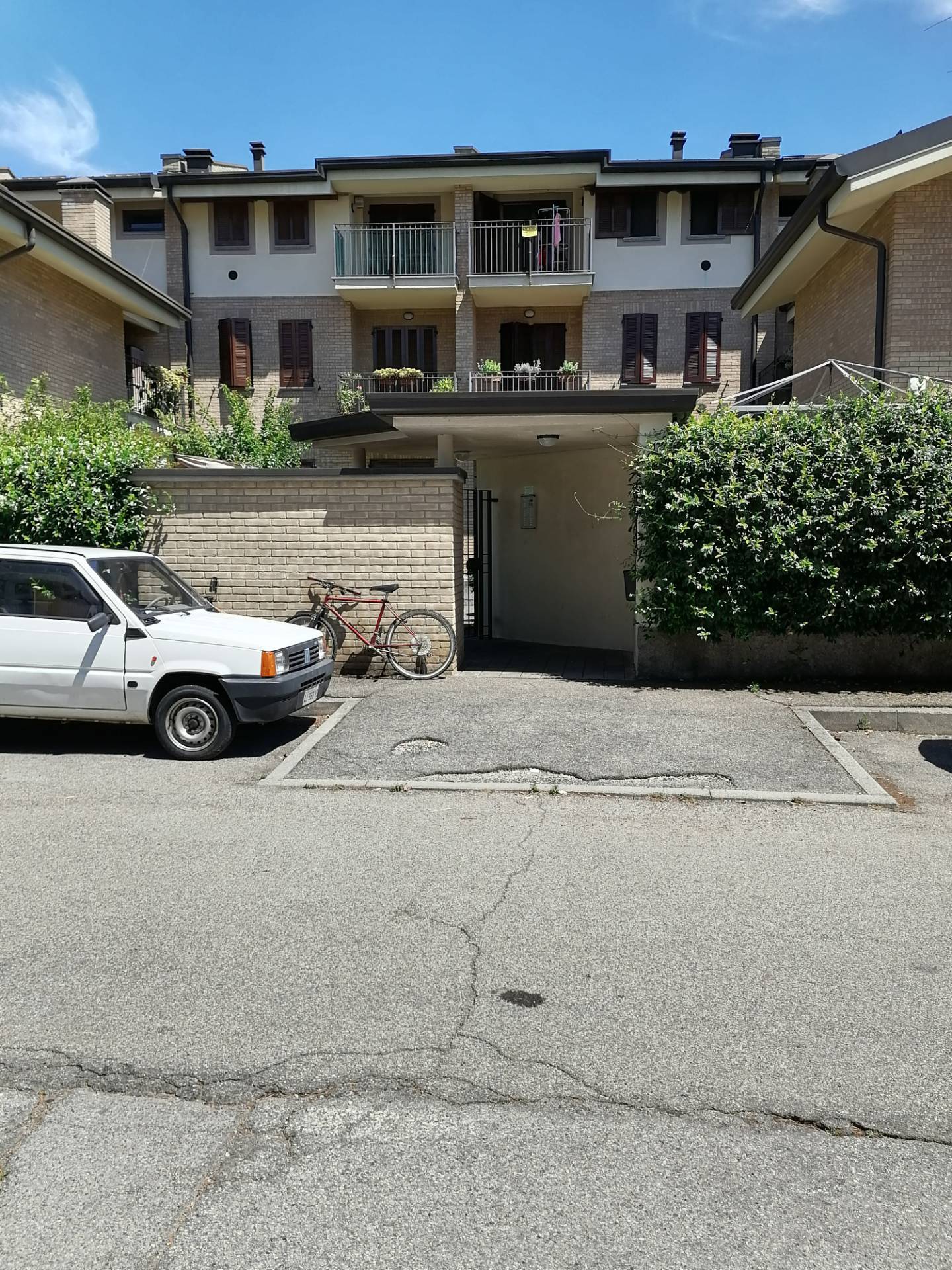 Appartamento in vendita a Caronno Pertusella