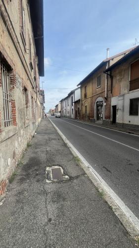 Locale commerciale in vendita a Cesate