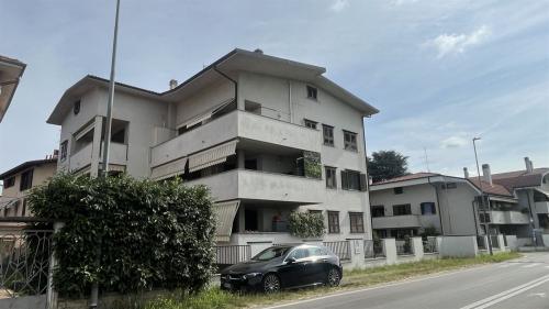 Appartamento in vendita a Garbagnate Milanese