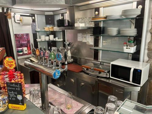 Locale commerciale in vendita a Rovellasca