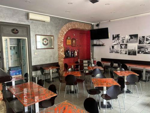 Locale commerciale in vendita a Rovellasca