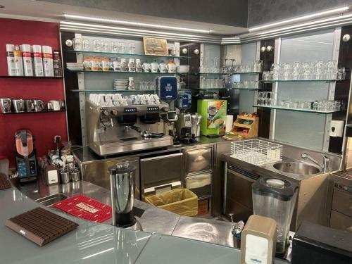 Locale commerciale in vendita a Rovellasca