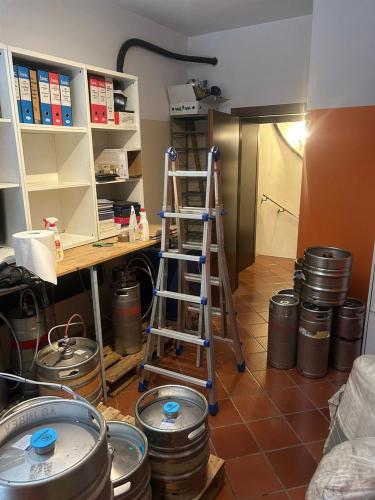 Locale commerciale in vendita a Rovellasca