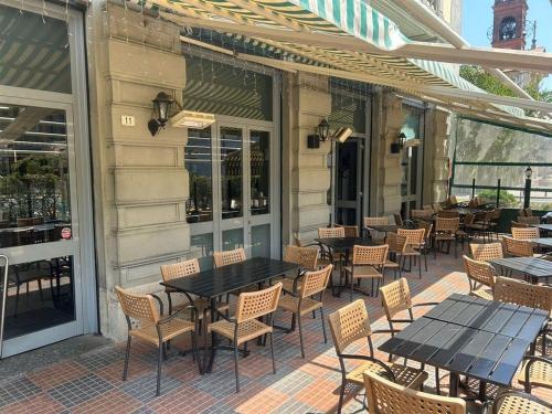 Locale commerciale in vendita a Rovellasca