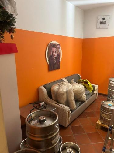 Locale commerciale in vendita a Rovellasca