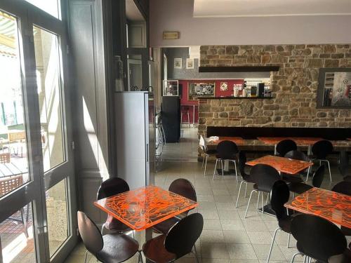 Locale commerciale in vendita a Rovellasca