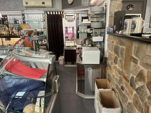 Locale commerciale in vendita a Rovellasca