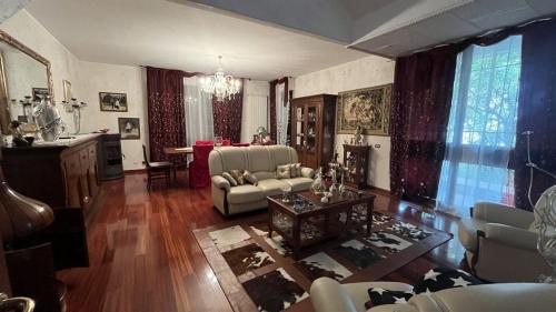 Villa in vendita a Cesate