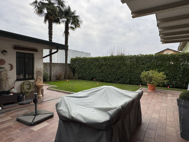 Villa in vendita a Cesate