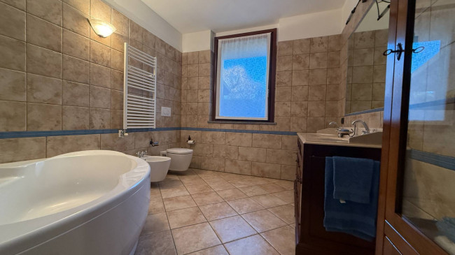 Appartamento in vendita a Saronno