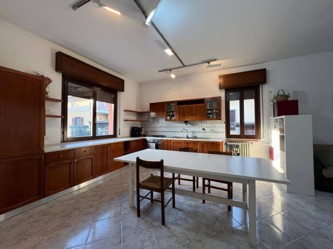 Villa in vendita a Limbiate