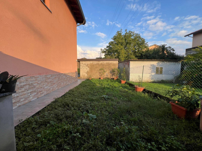 Villa in vendita a Limbiate