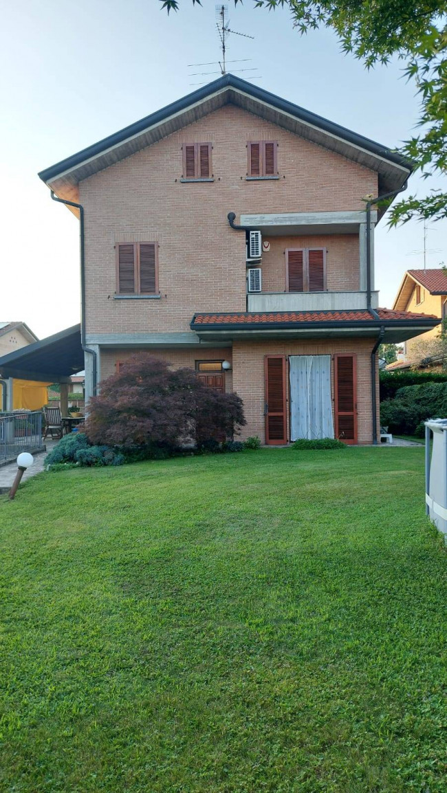 Villa in vendita a Seveso
