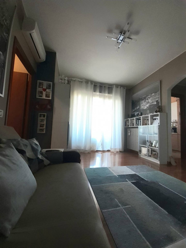 Appartamento in vendita a Garbagnate Milanese