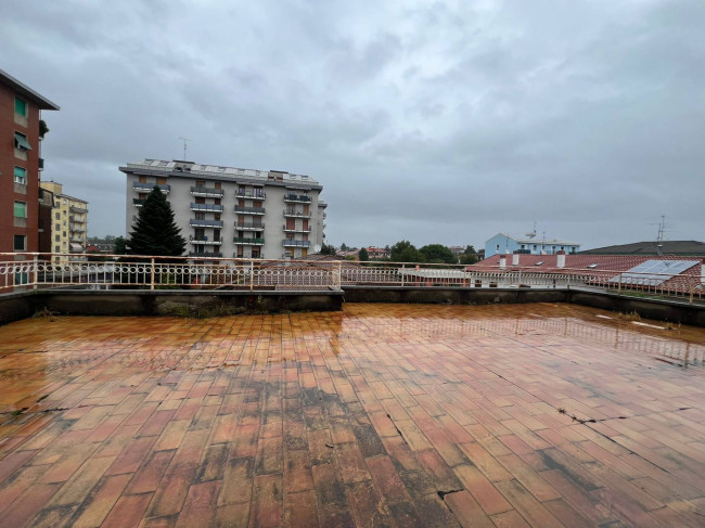 Appartamento in vendita a Garbagnate Milanese