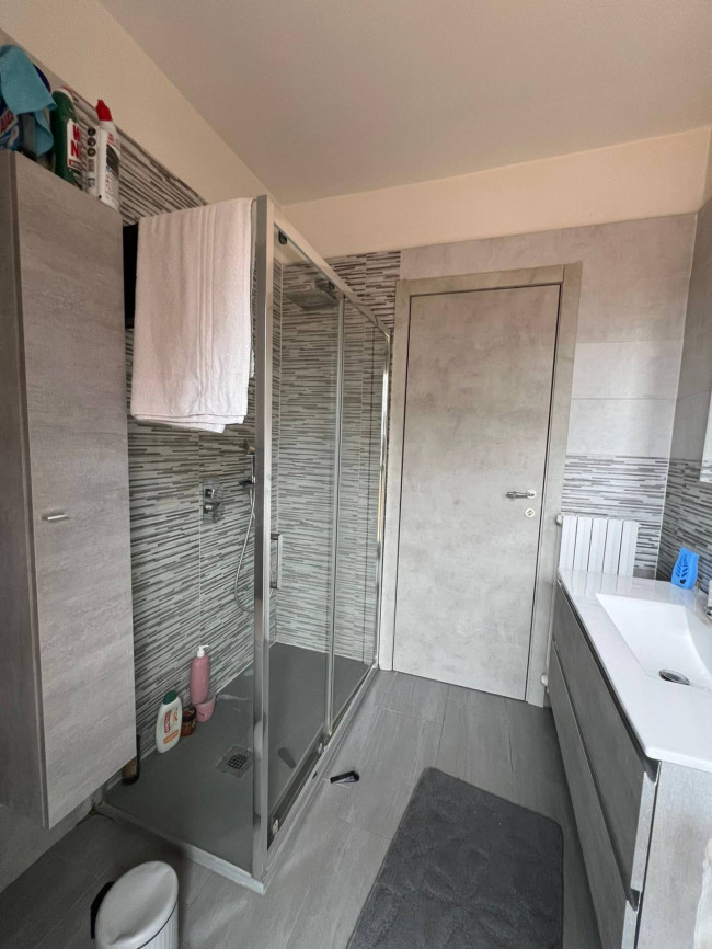 Appartamento in vendita a Garbagnate Milanese