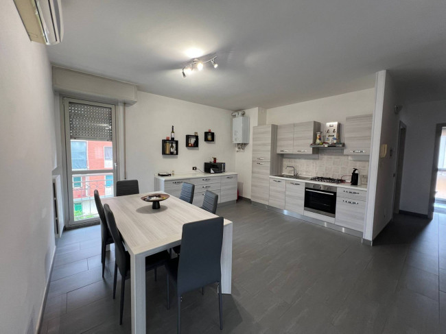 Appartamento in vendita a Garbagnate Milanese