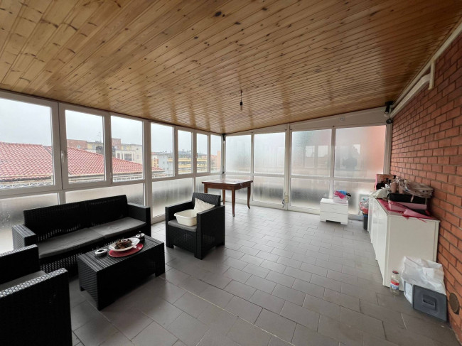 Appartamento in vendita a Garbagnate Milanese