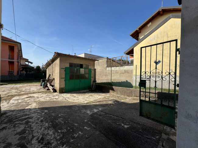 Villa in vendita a Cesate