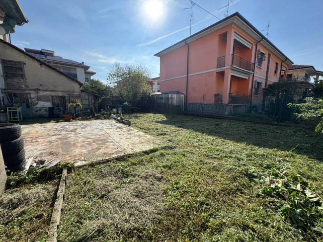 Villa in vendita a Cesate