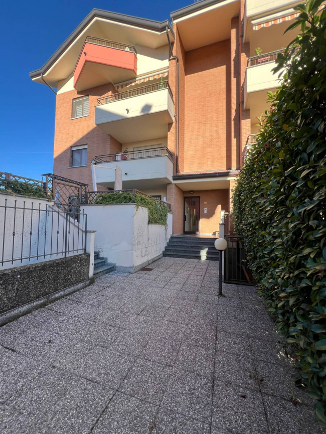 Appartamento in vendita a Limbiate