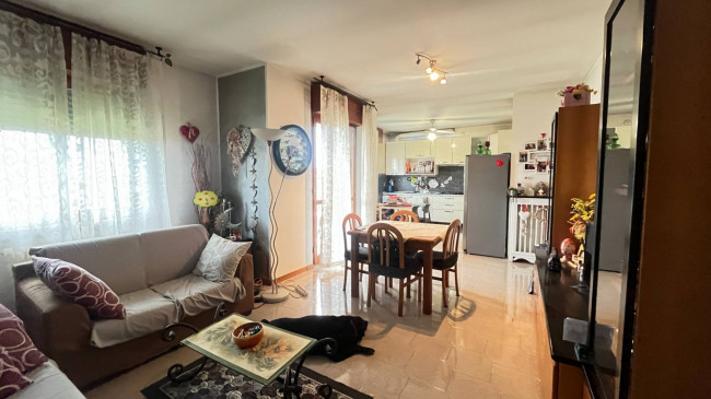 Appartamento in vendita a Solaro