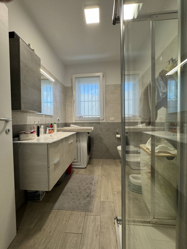 Appartamento in vendita a Caronno Pertusella