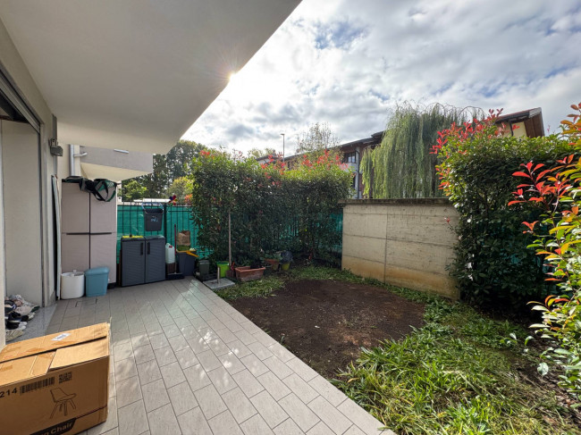 Appartamento in vendita a Caronno Pertusella