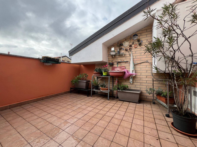 Appartamento in vendita a Caronno Pertusella