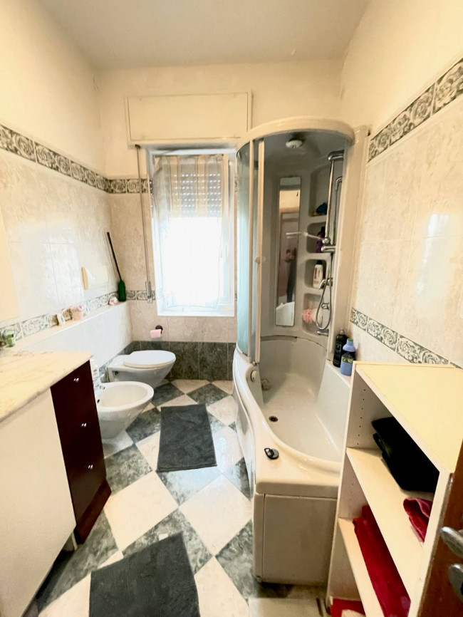 Appartamento in vendita a Garbagnate Milanese