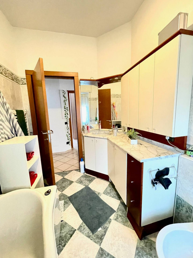 Appartamento in vendita a Garbagnate Milanese