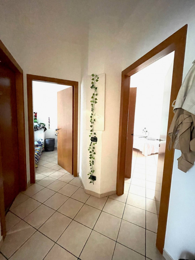 Appartamento in vendita a Garbagnate Milanese