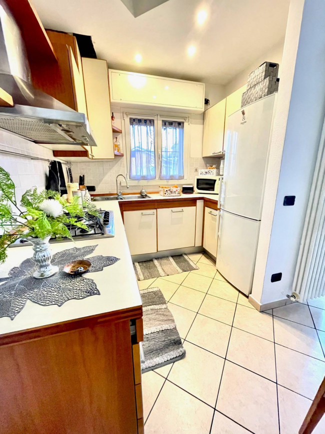 Appartamento in vendita a Garbagnate Milanese