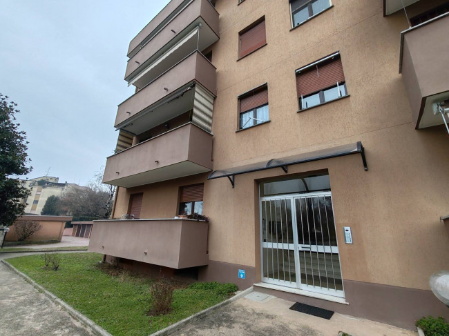 Appartamento in vendita a Solaro