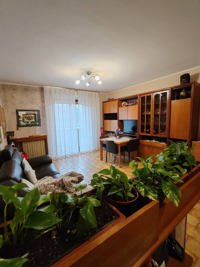 Appartamento in vendita a Solaro