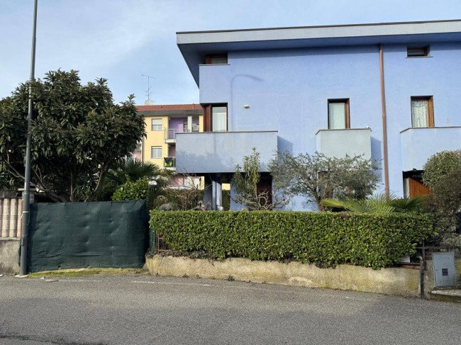 Villa in vendita a Cesate